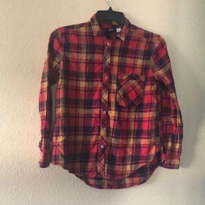 Women’s BDG red plaid button down shirt